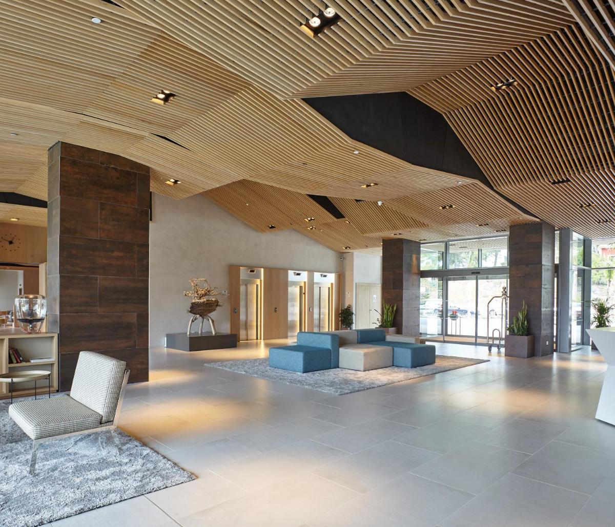 Zona de estar de Iberostar Selection Llaut Palma- Adults Only