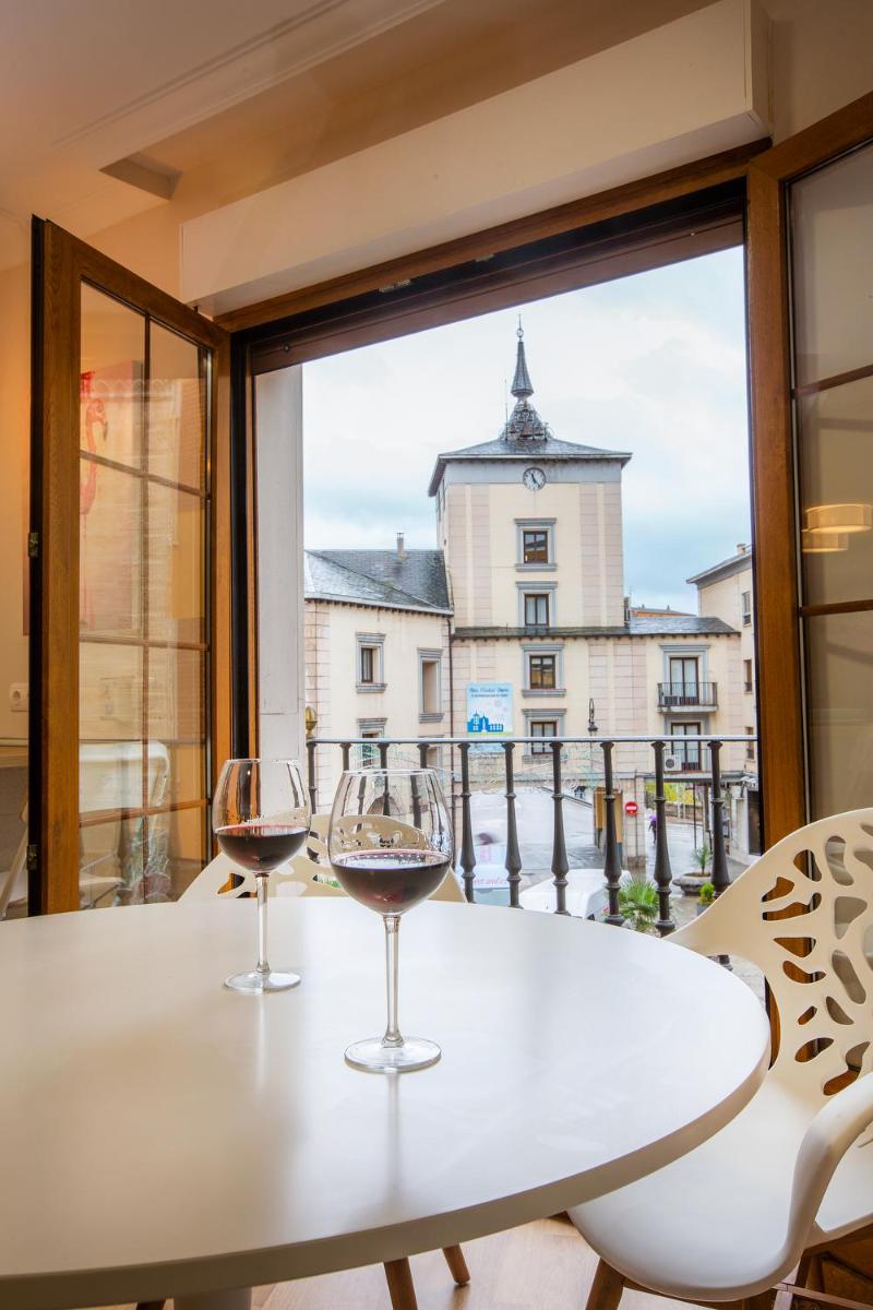 Suitetrails - APARTAMENTO CAPRICHOS ARANDA