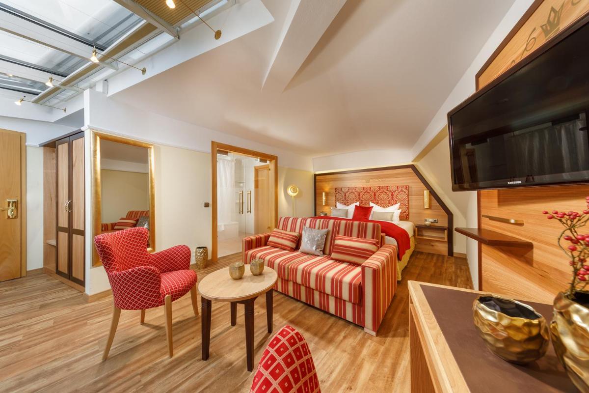 Hotel Schlosskrone - Housity