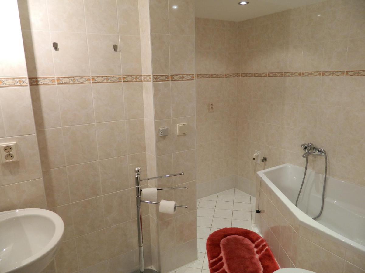 Penzion SURF - Housity