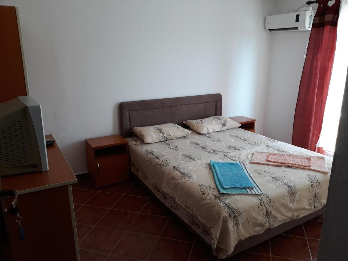 Bonaca - Housity
