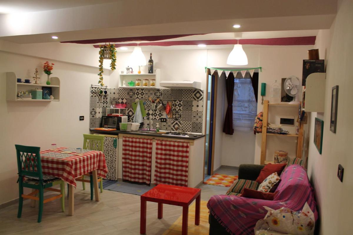 Matis House, historic center, San Domenico square - Housity