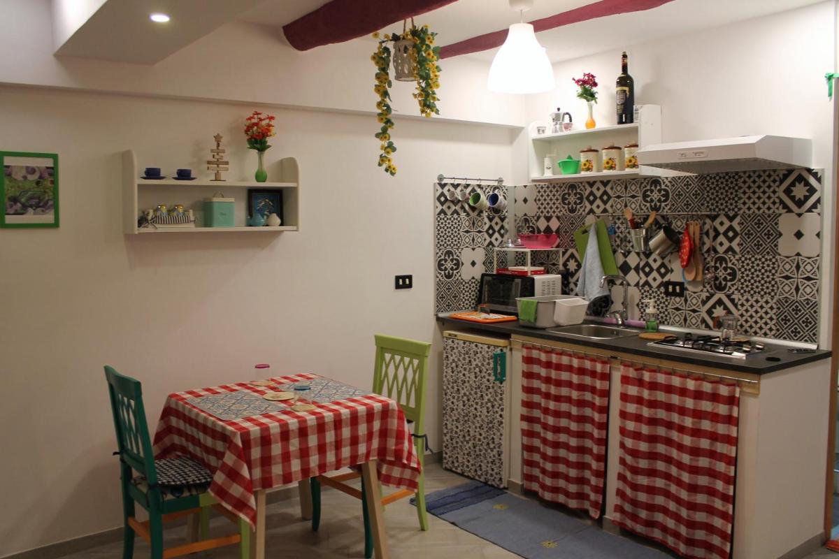Matis House, historic center, San Domenico square - Housity
