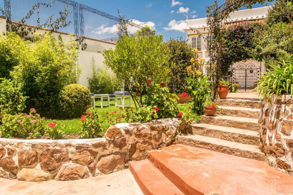 Suitetrails - El Jardin De Su Merced B&B