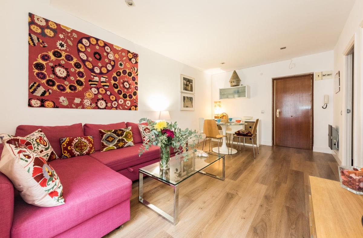 Urban Santa Ana Madrid Centro - Housity
