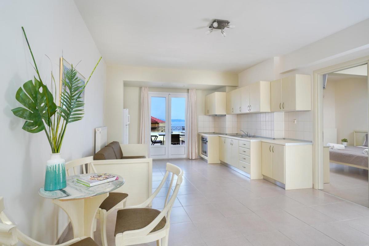 Albatros Studios - Housity