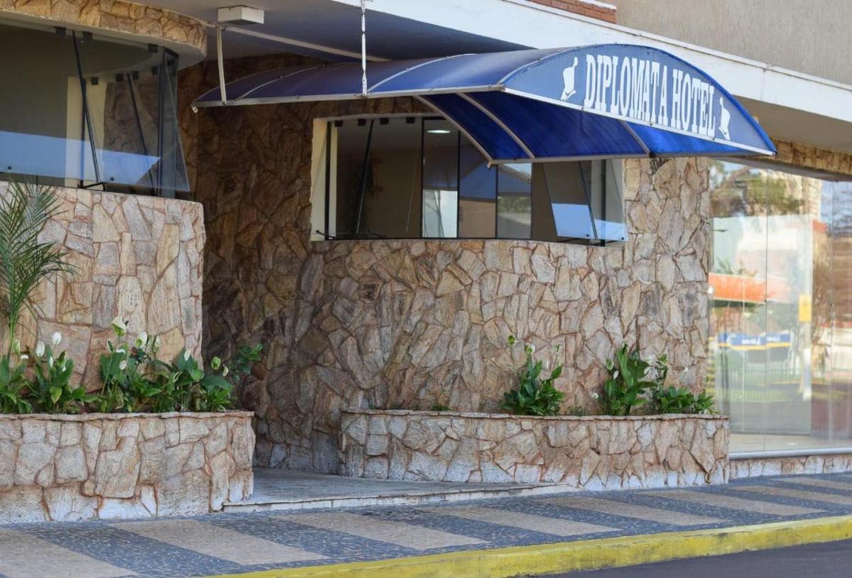 Diplomata Hotel - Housity