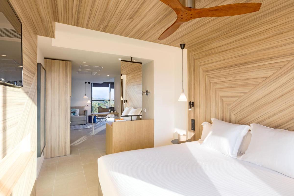 Cama o camas de una habitación en Bordoy Alcudia Port Suites - Adults Only