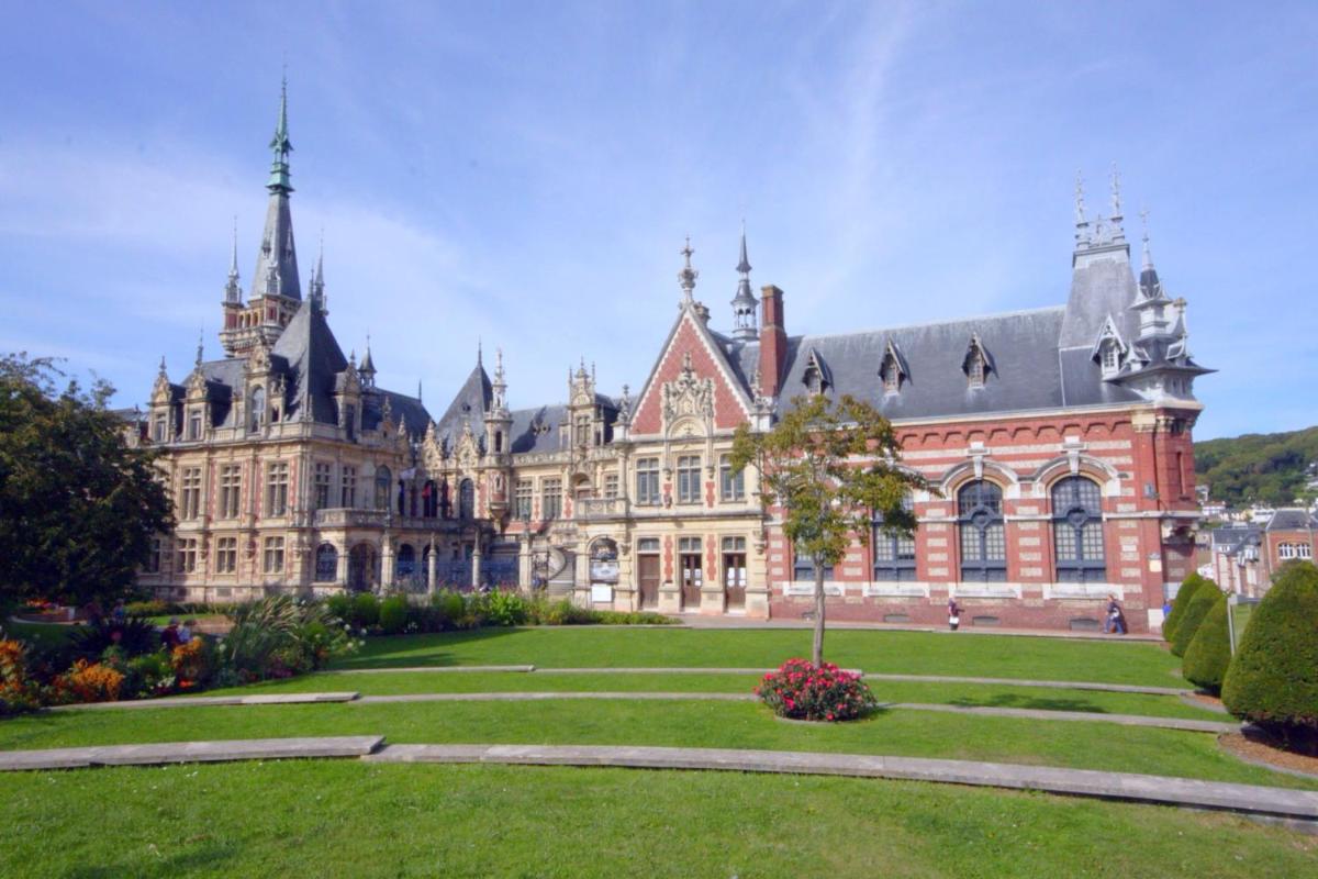 " Le cardinal " Fécamp Bord de mer - Housity