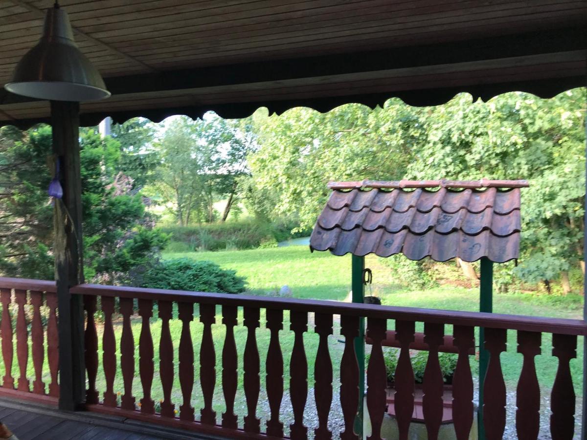 Siedlisko Nasza Chata - Housity