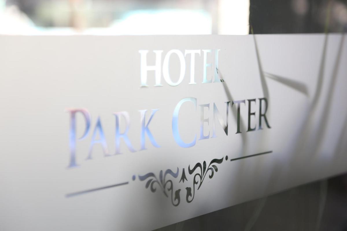 Hotel Park Center - Housity