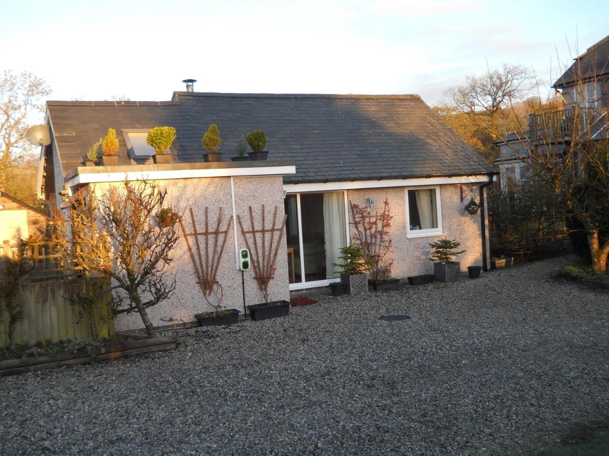 Ty'r Afon - River Cottage - Housity