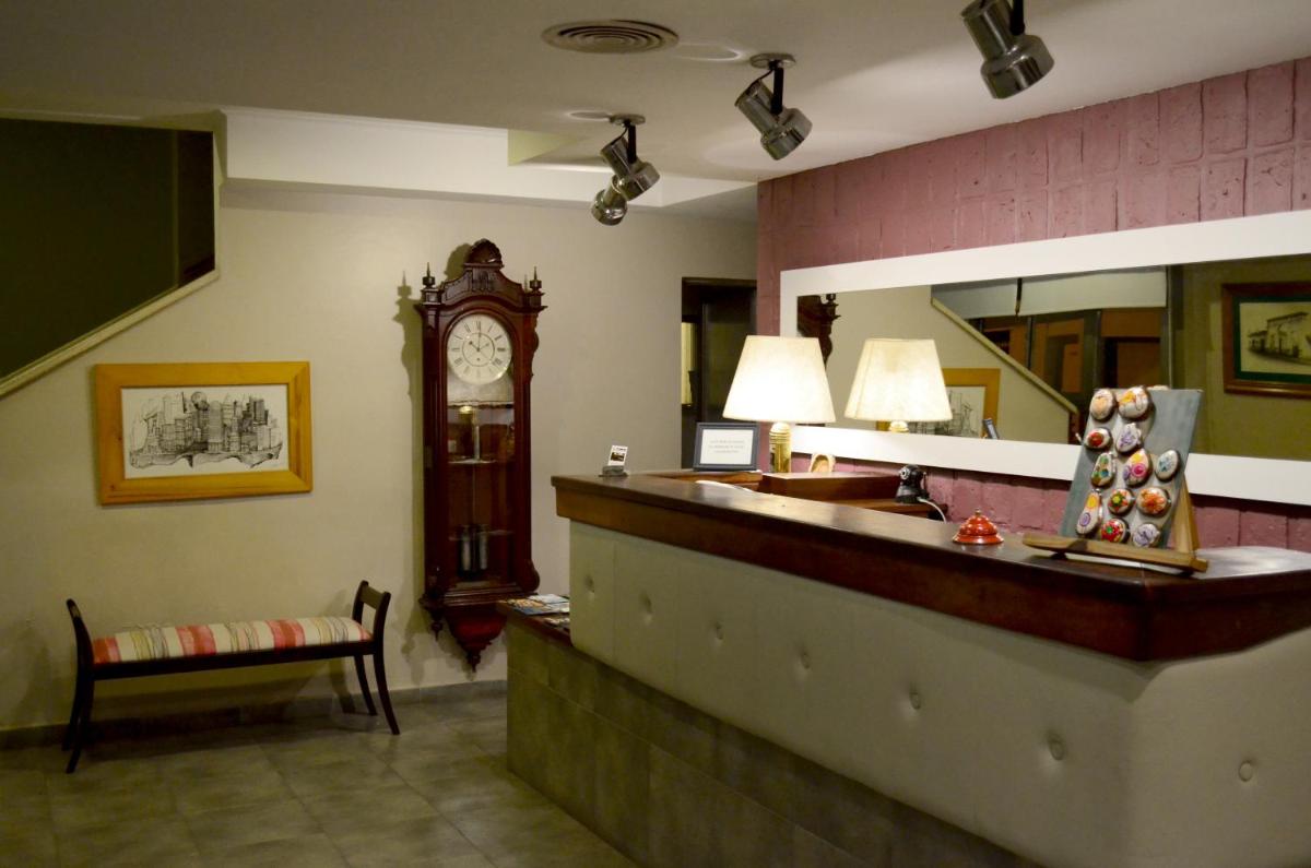 Hotel Ro Che Hil Tandil - Housity