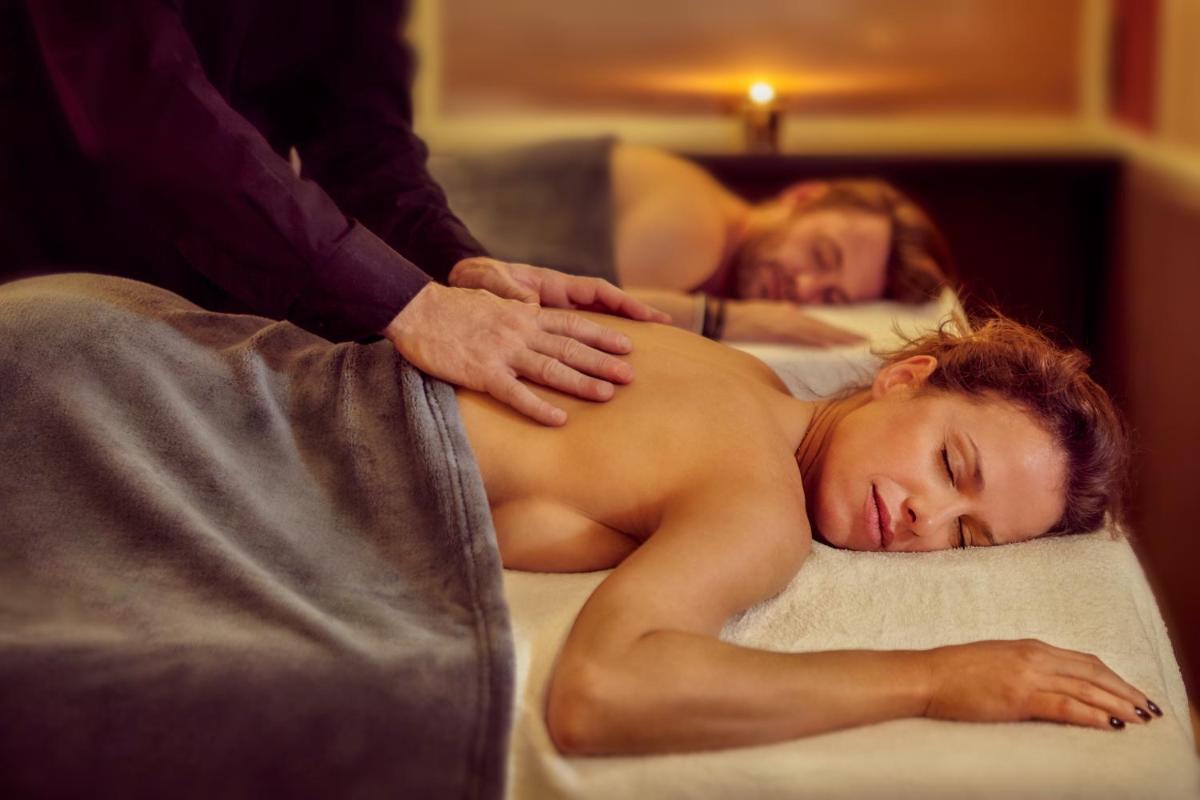 Clients de l'établissement Mercure Paris Opera Garnier Hôtel & Spa
