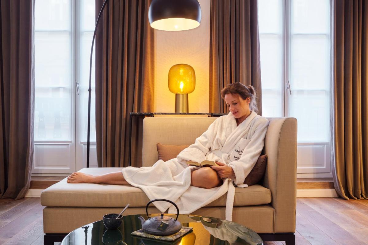 Clients de l'établissement Mercure Paris Opera Garnier Hôtel & Spa