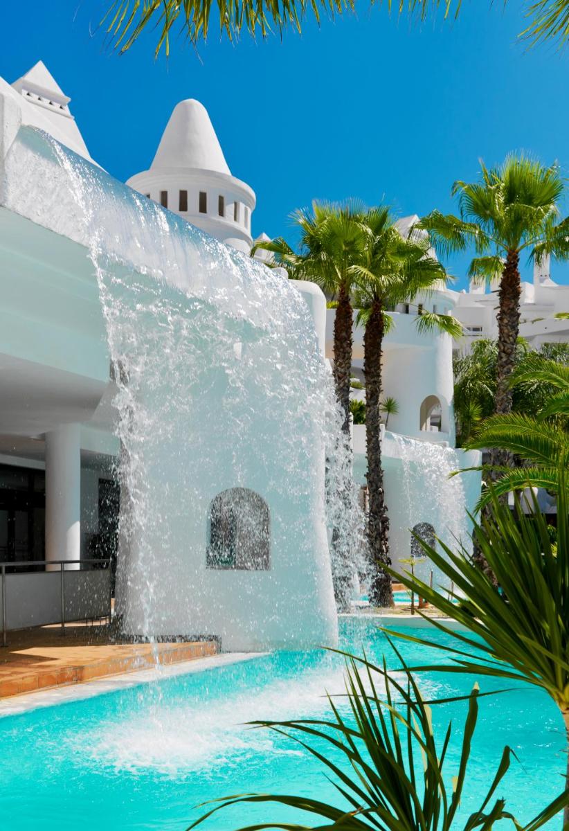 Piscina en o cerca de H10 Estepona Palace