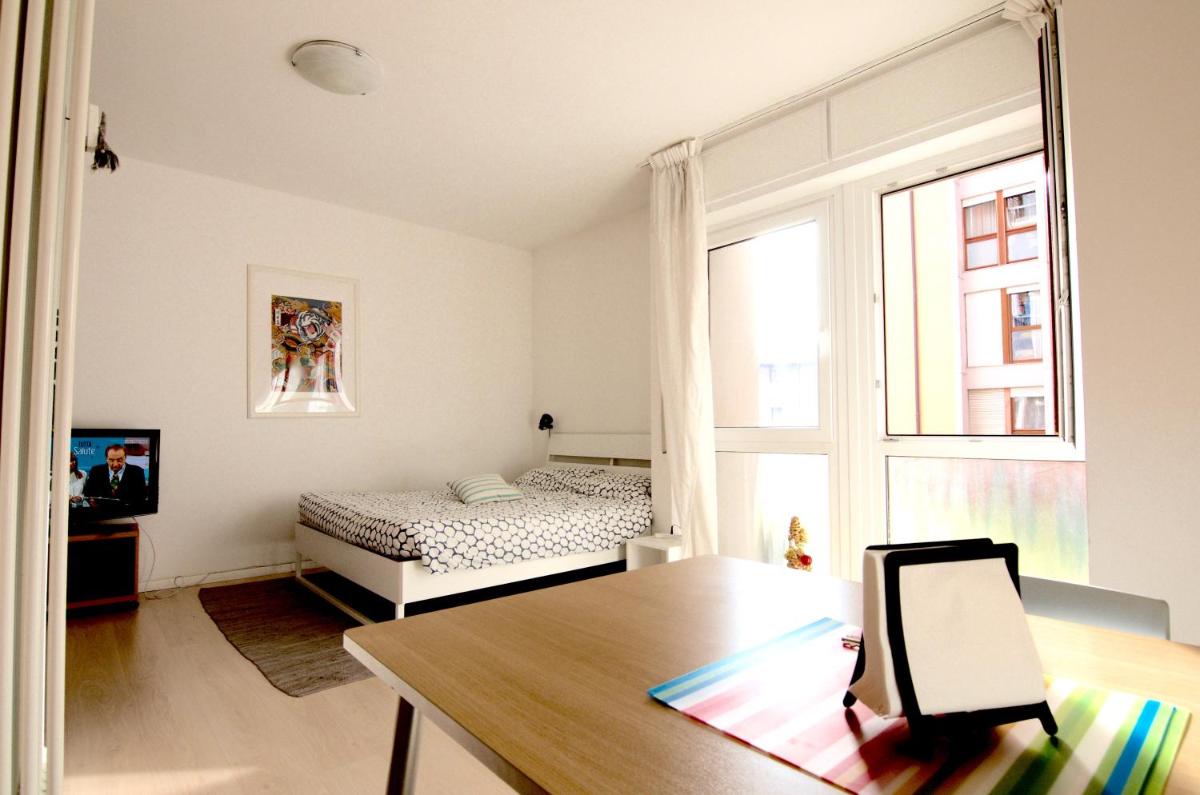 Interno 77 di TSS' - Appartamento soleggiato con Ampie Finestre & Internet Veloce con Fibra - Perfetto per Coppie - Housity