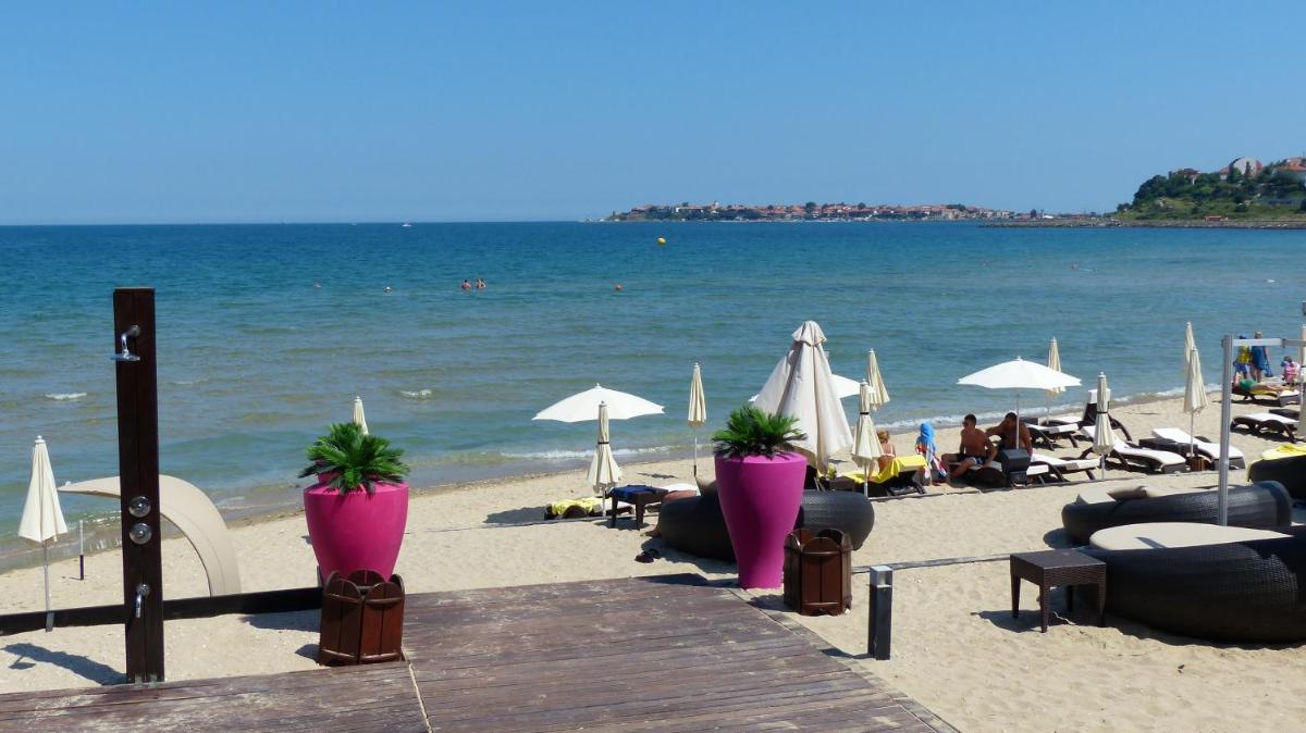 Oasis Beach Studios - Housity