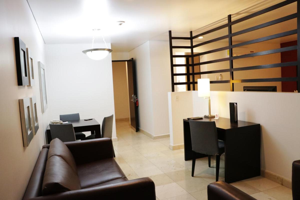 Hotel & Suites PF - Housity