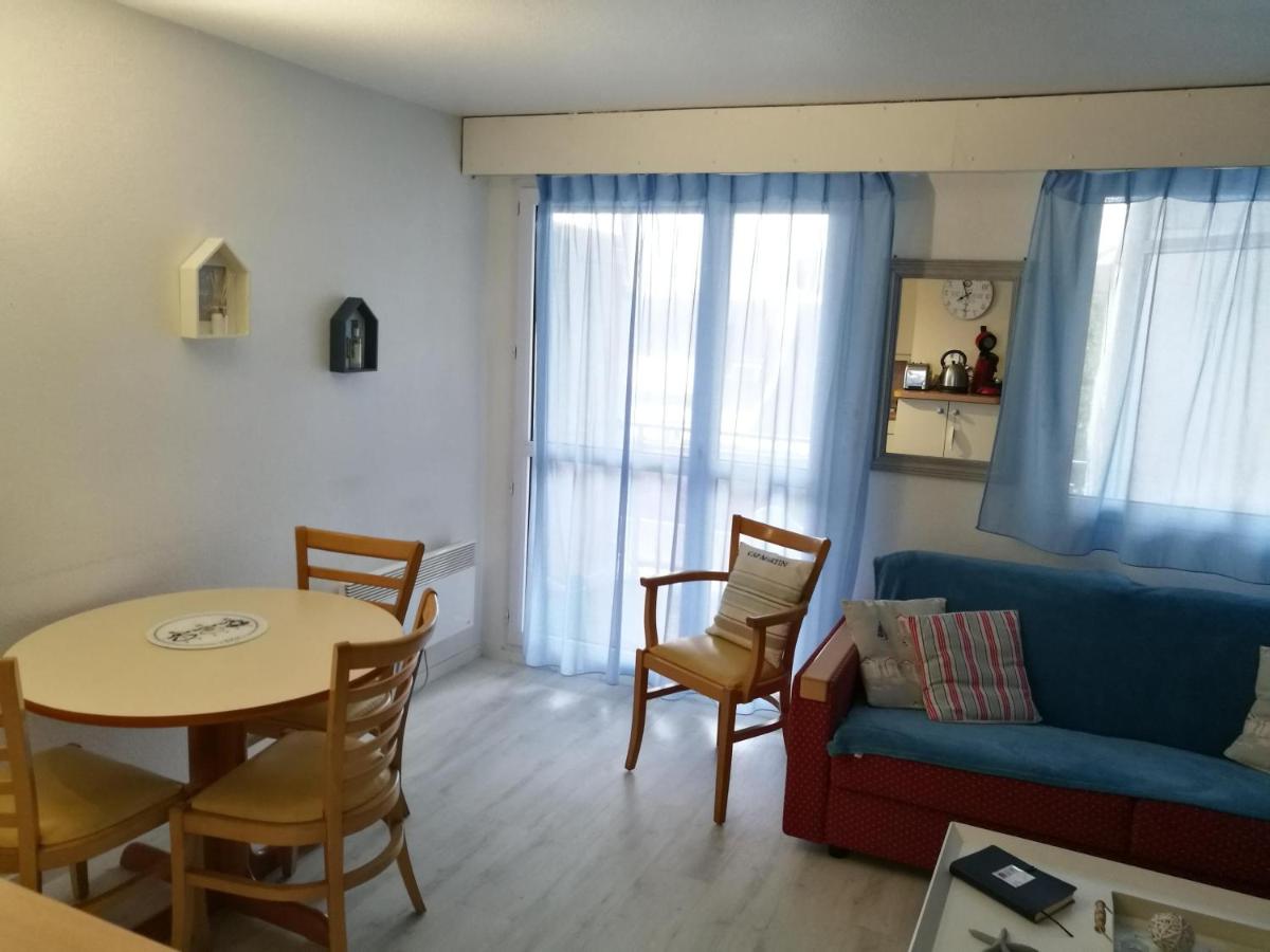 Ty Avel - Housity