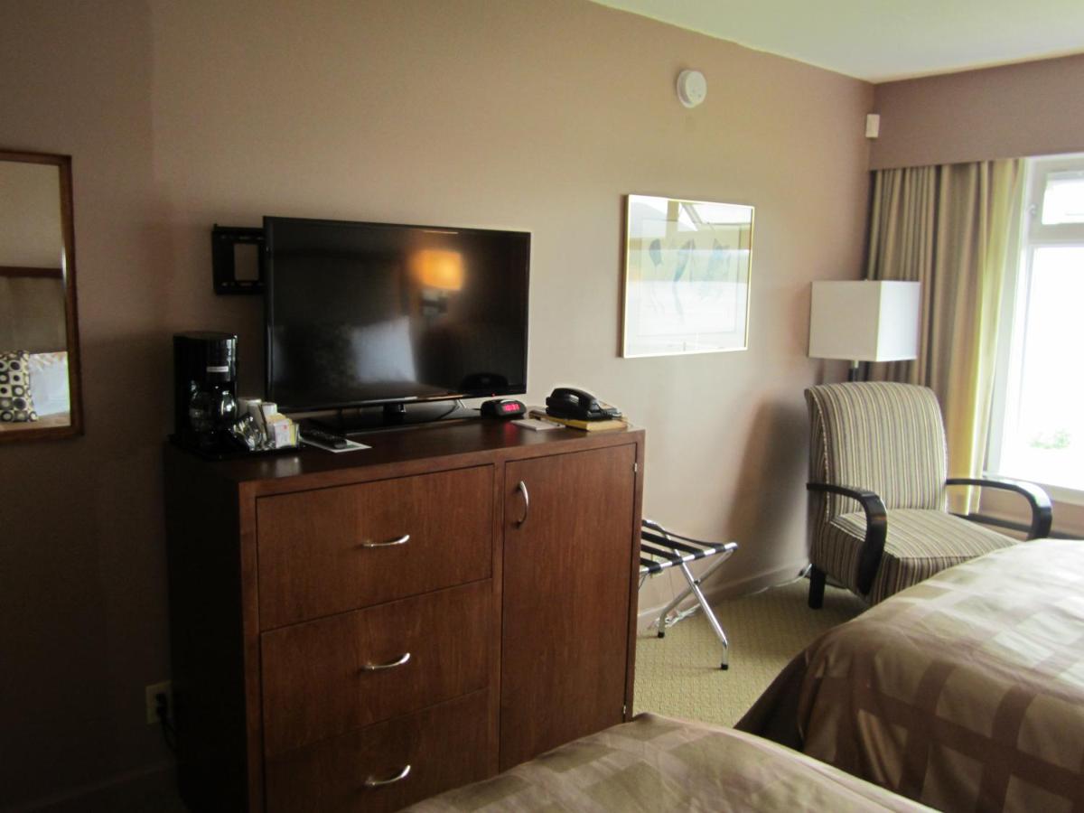 Inn on the Harbour - Housity