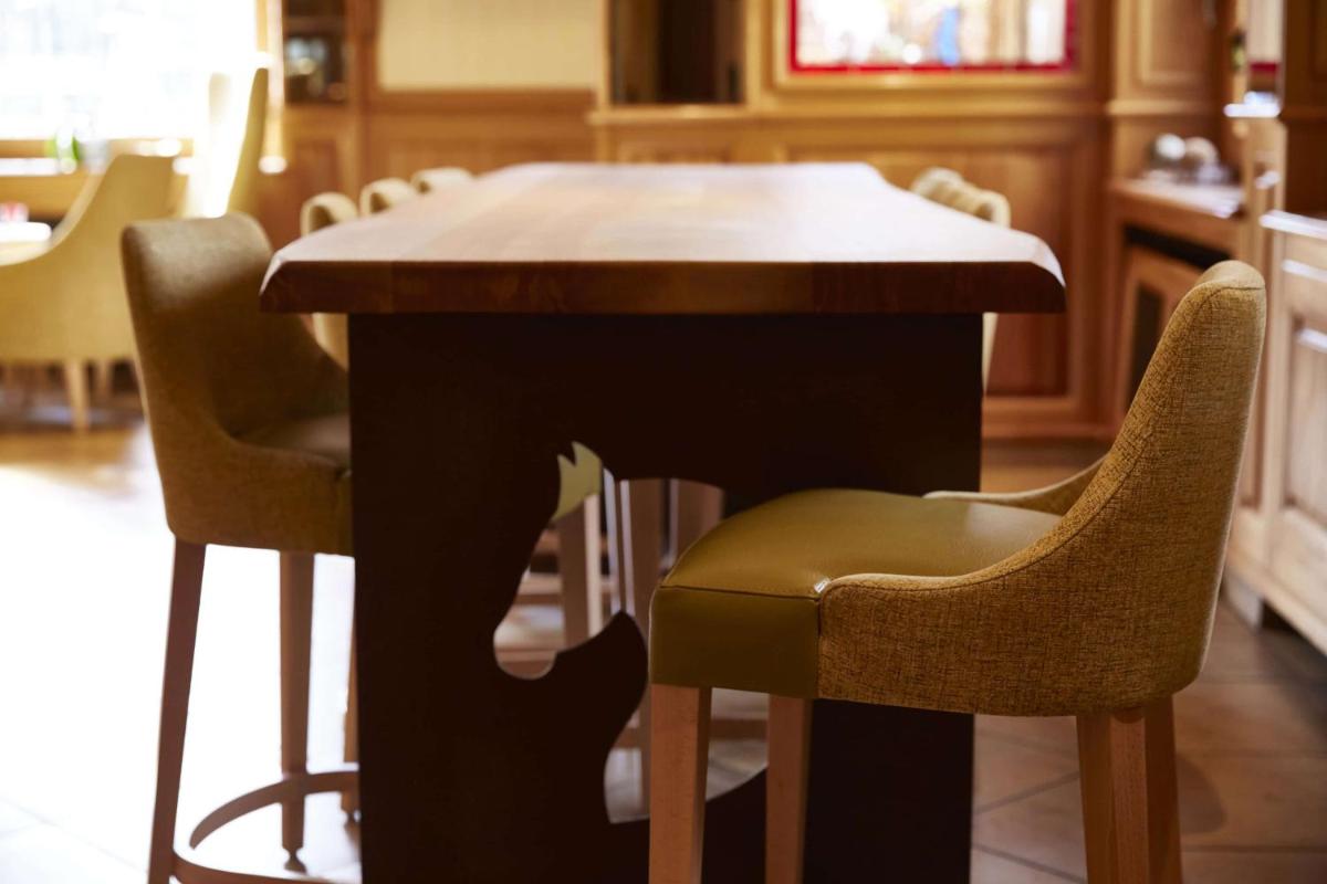 Coin salon dans l'établissement Best Western Plus Au cheval Blanc à Mulhouse