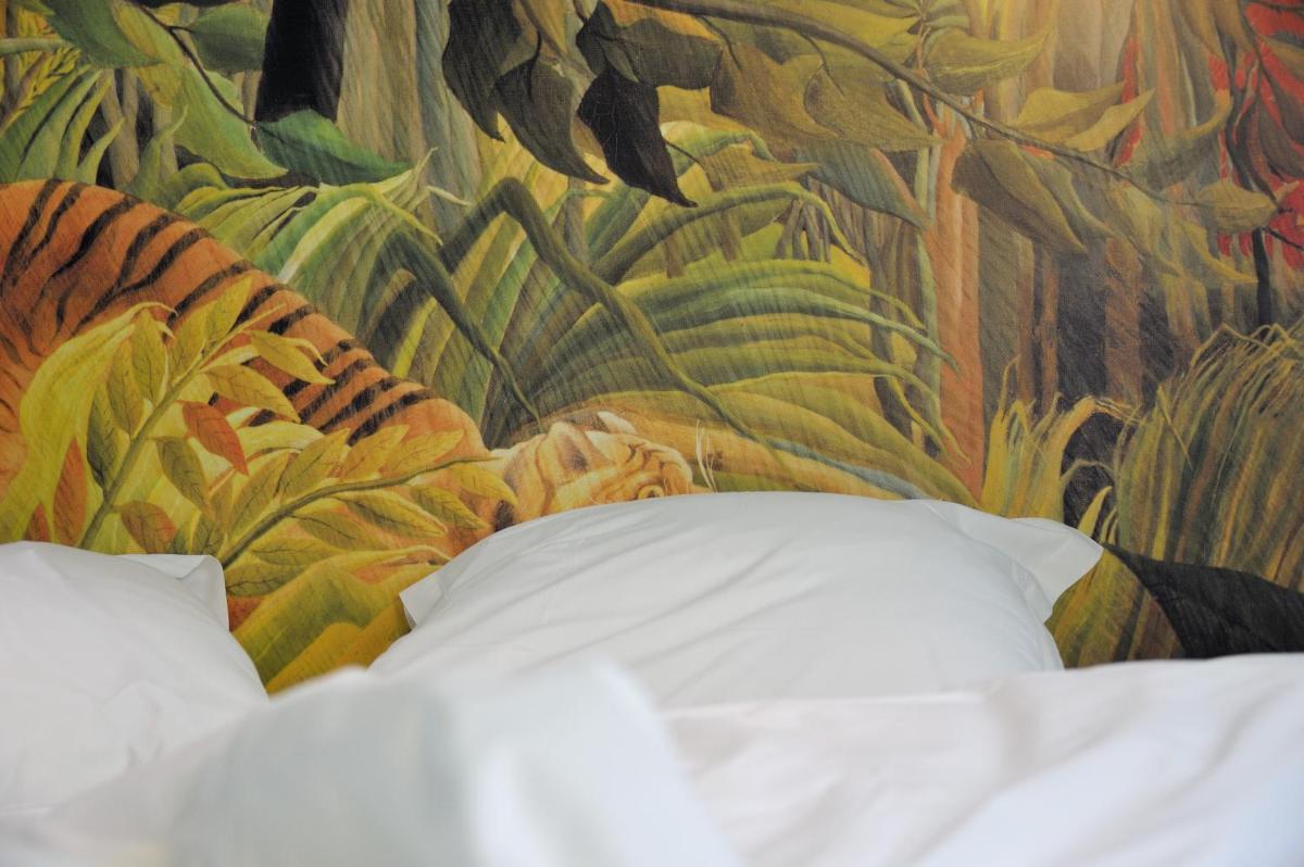 HOTEL CONTINENTAL - Housity