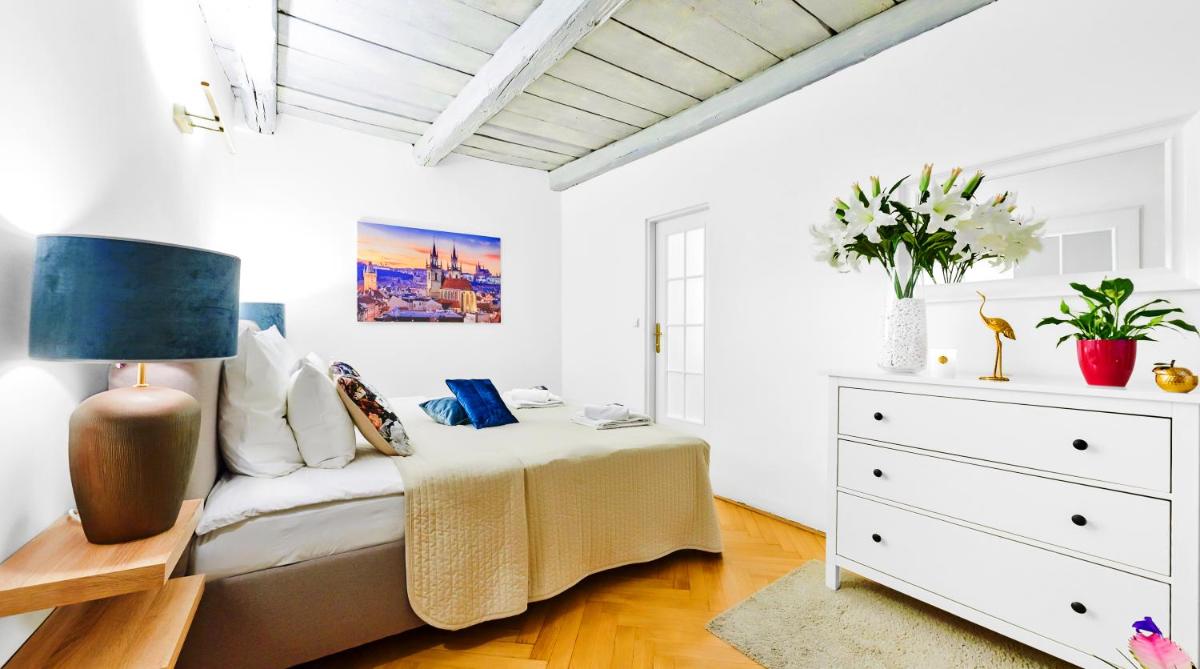 Royal Route Residence - Housity