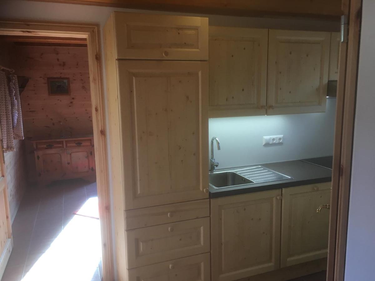 Zirben Troadkasten - Housity