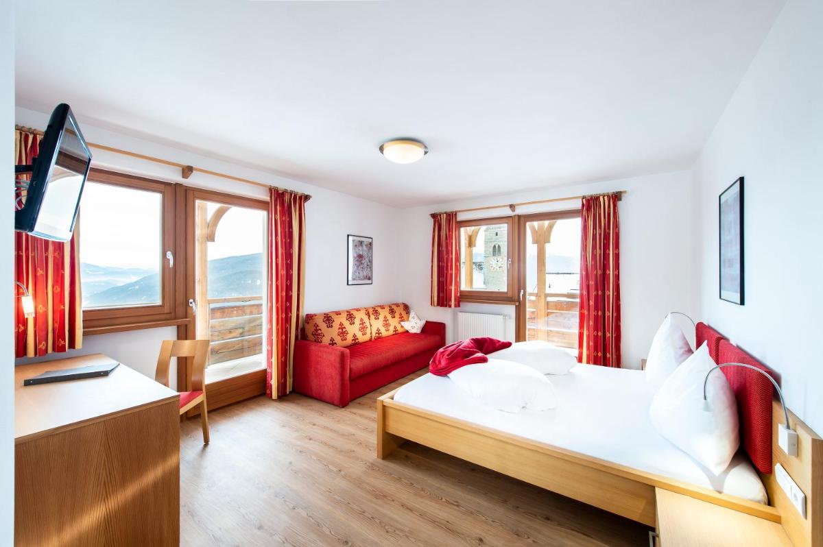 Hotel Alpenfrieden - Housity