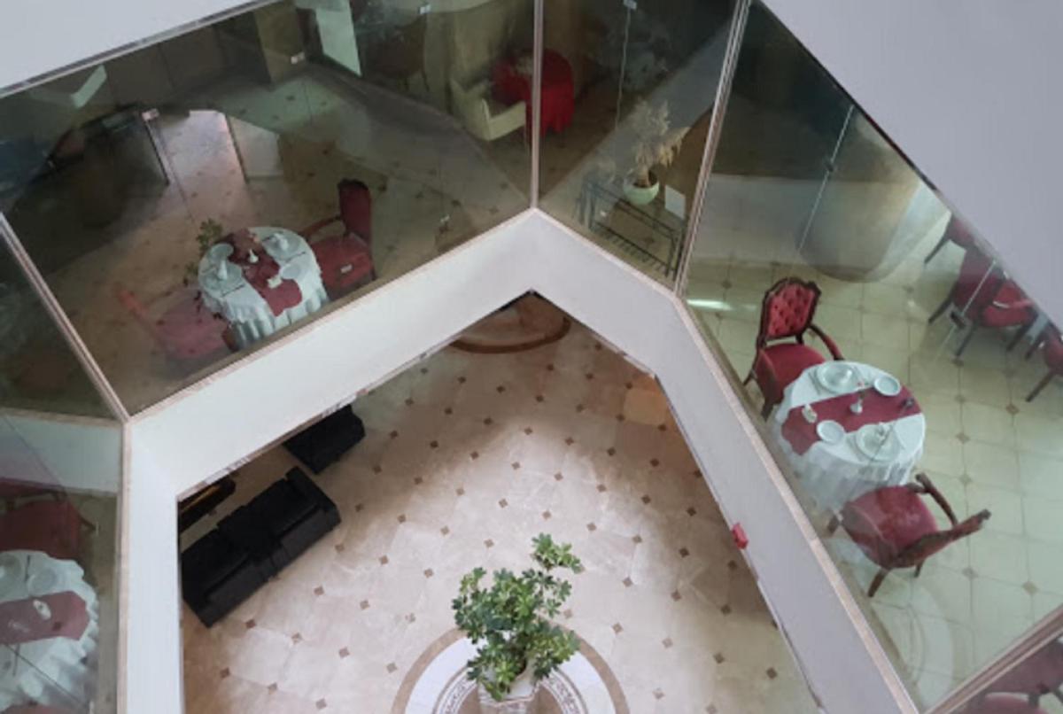 Suitetrails - Le Cristale Hotel