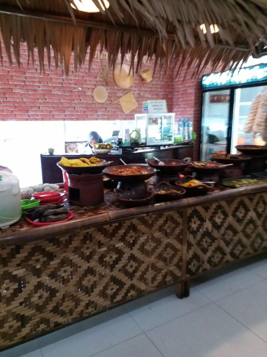Suites Metro Bandung - Aloha - Housity