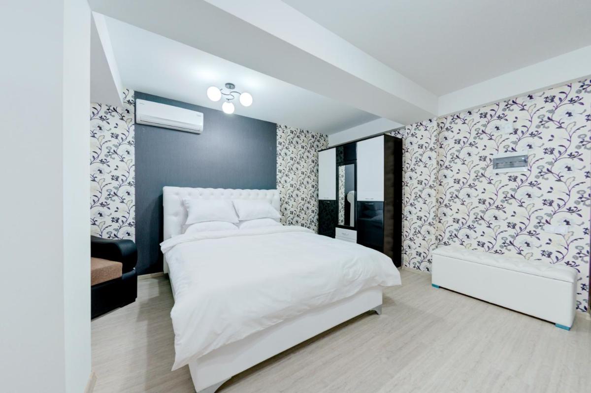 Catherine Hotel - Housity