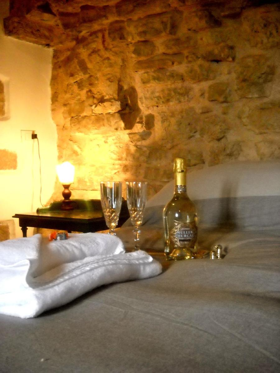 Guesthouse Runcini - Housity