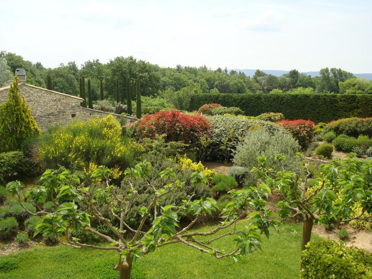 Jardin de l'établissement Mas De La Senancole & Spa