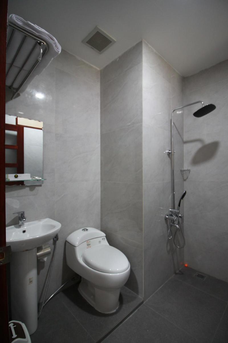 Grand Mahoni Hotel - Housity