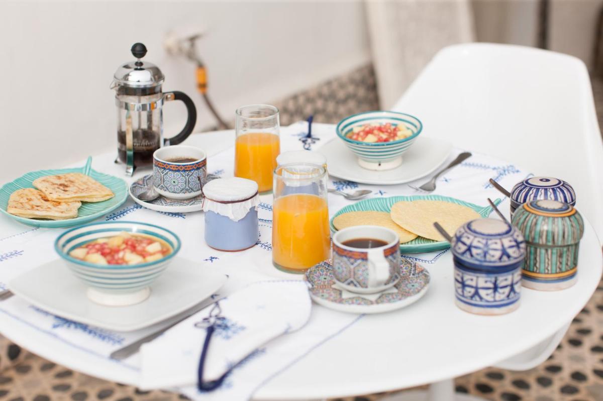 Riad Emotion - Housity