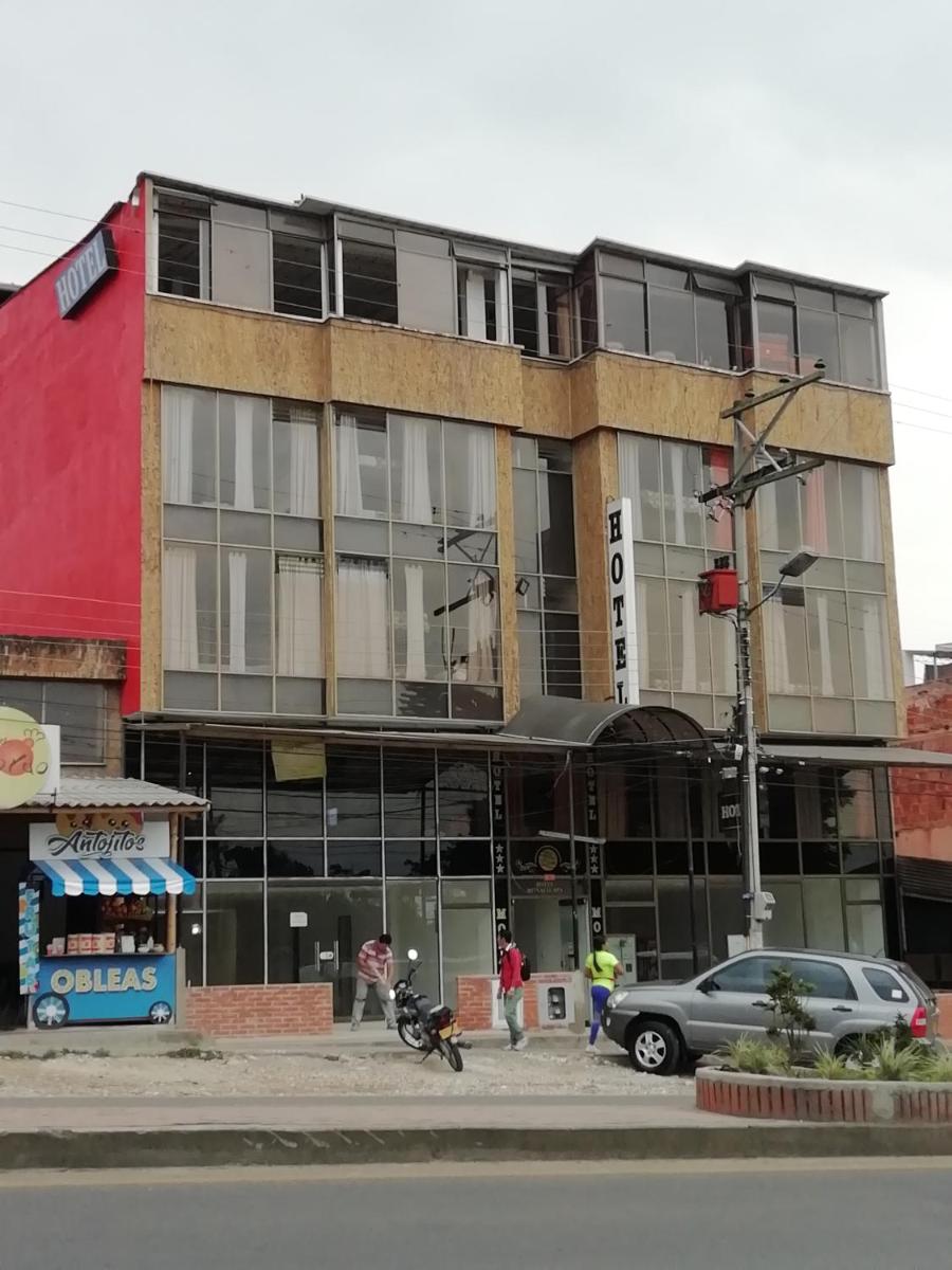 Hotel Mónaco de Fusa - Housity