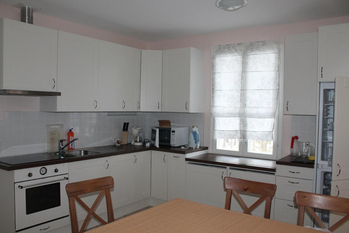 Коттедж в Финляндии, Enonkoski (розовый) - Housity
