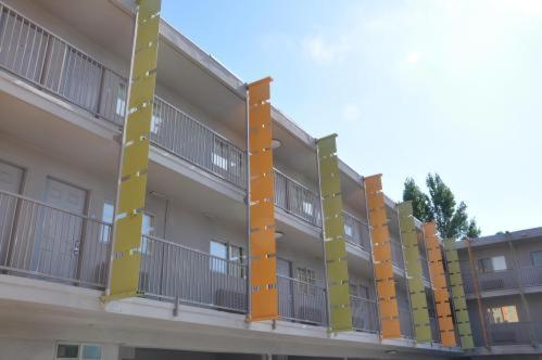 Berkeley Inn - Housity