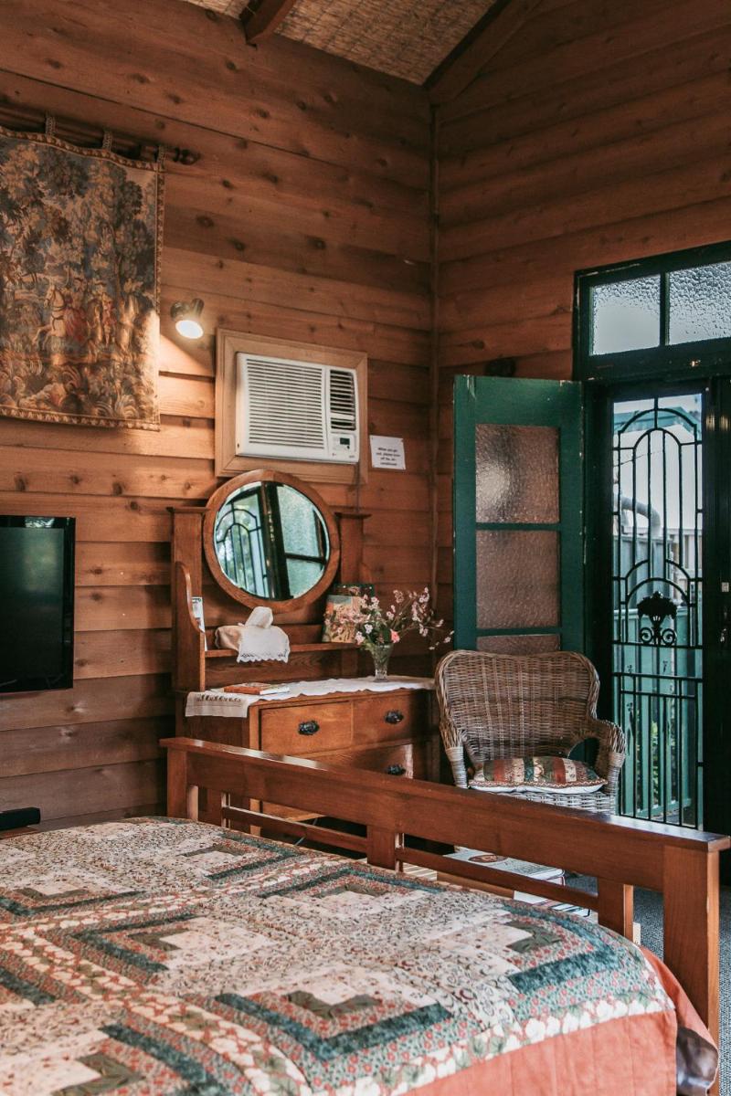 Peppercorns B&B - Housity