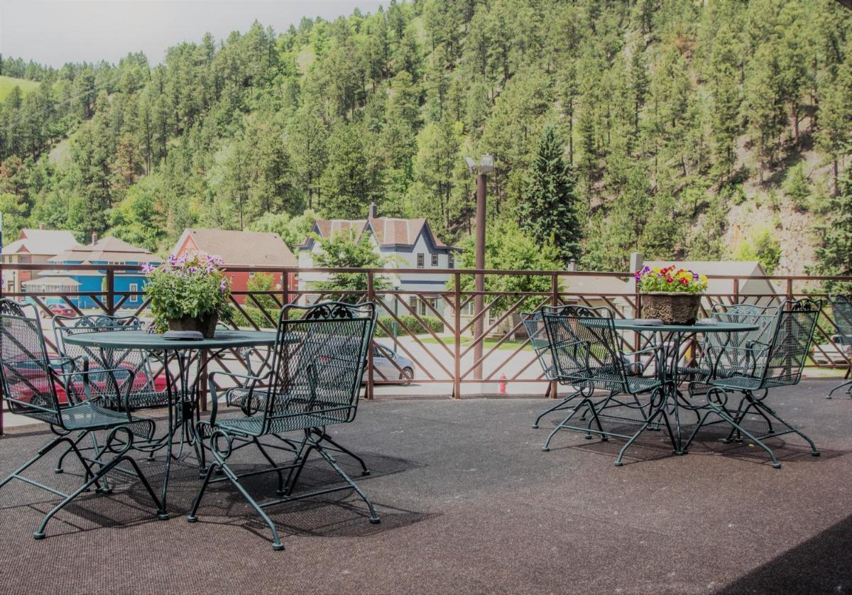 Deadwood Miners Hotel & Restaurant - Housity