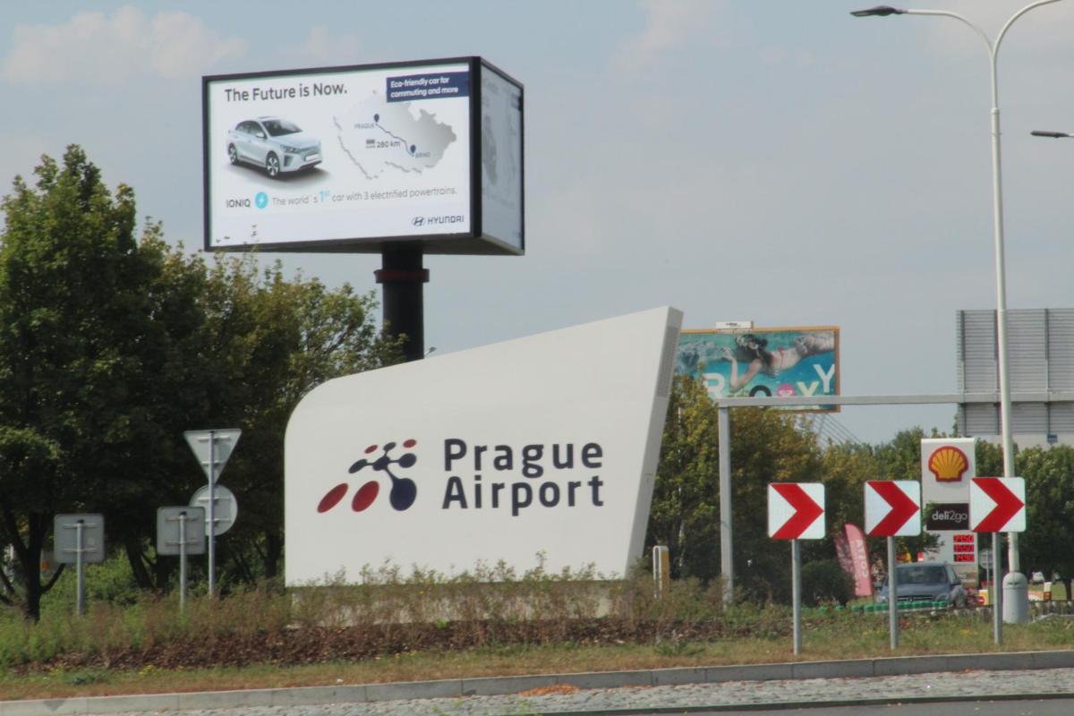 Suitetrails - H+ Apartman Letiště Praha