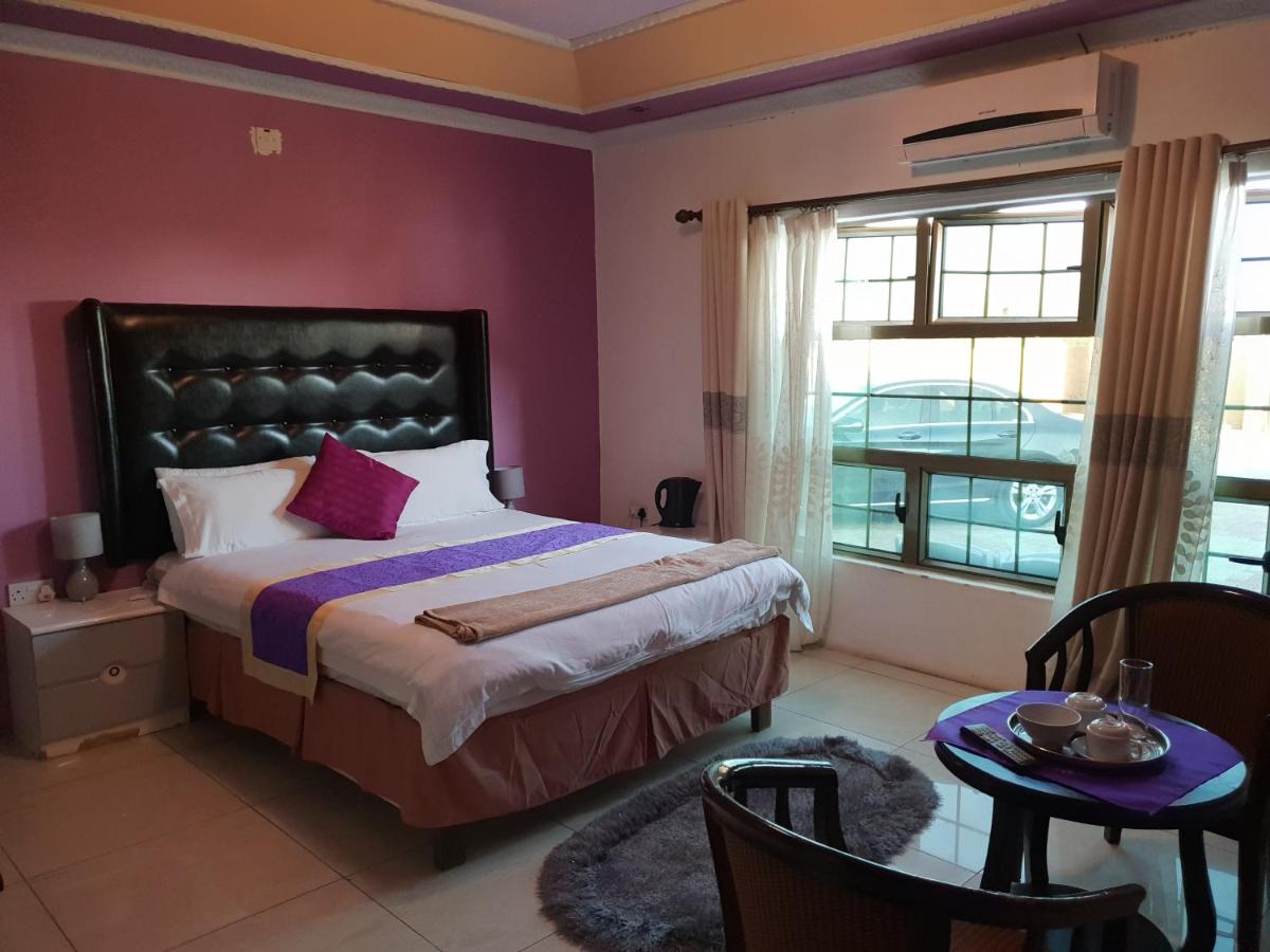 Suitetrails - Mathlyn Guest House