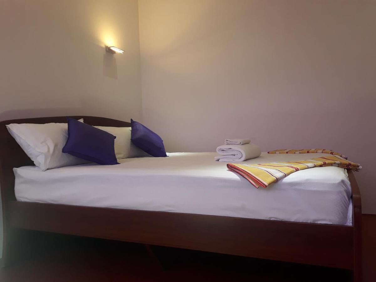 Brinthavanam Days Inn - Housity
