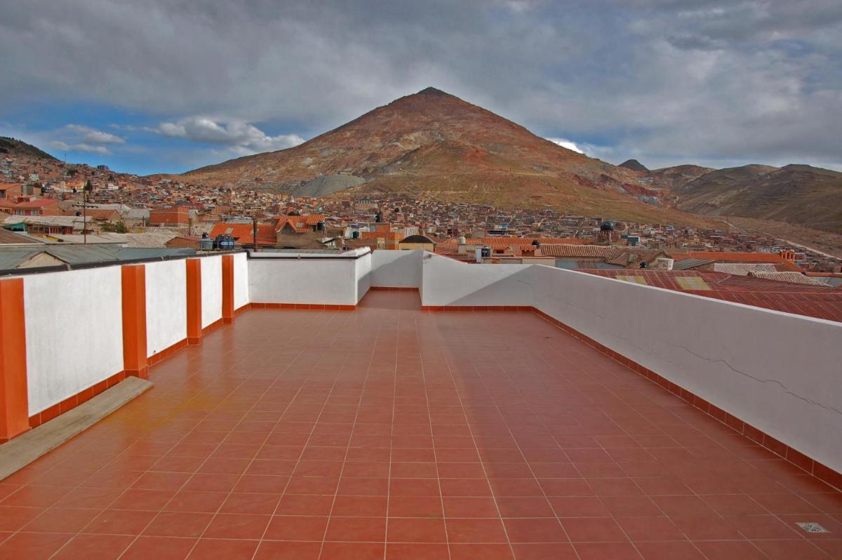 Suitetrails - Hostal Tukos La Casa Real