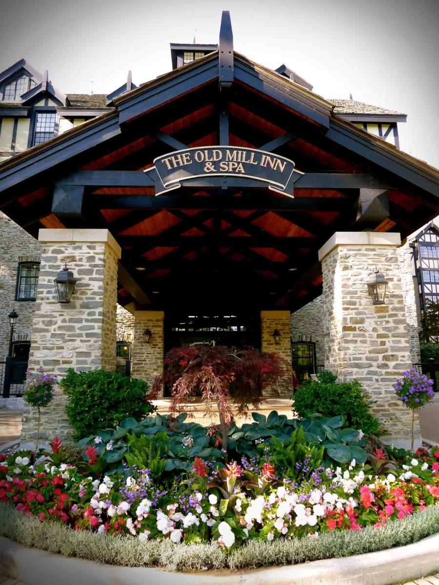 Old Mill Toronto Hotel - Housity