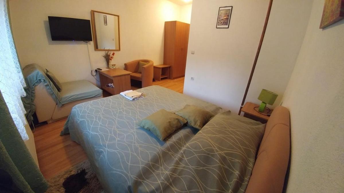 Vila San - Housity