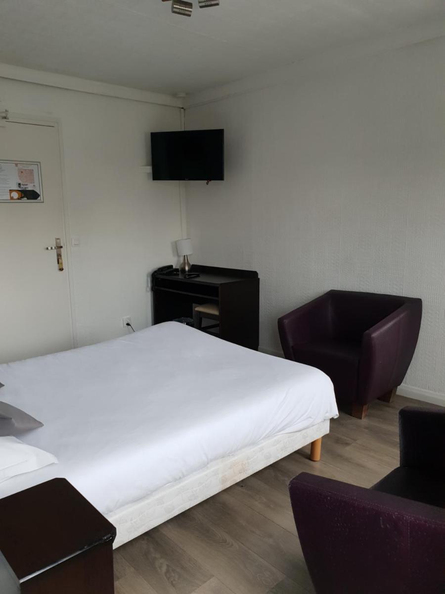 Le Napoleon - Housity