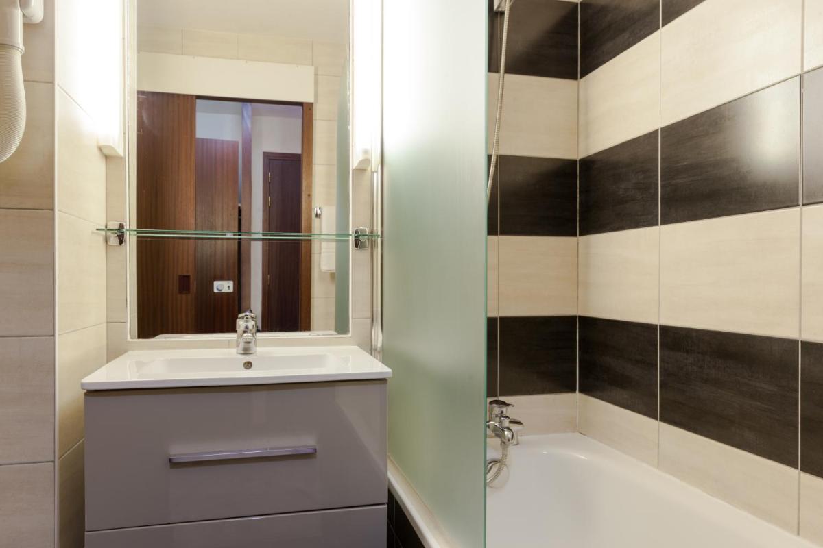 The Originals City, Hôtel Castel Burgond, Dijon Ouest - Housity